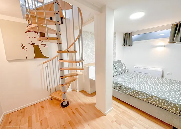 Brunacci - 5 Min Dai Navigli Apartman Milánó