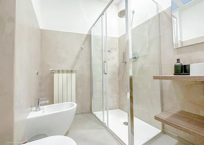 Brunacci - 5 Min Dai Navigli Milánó